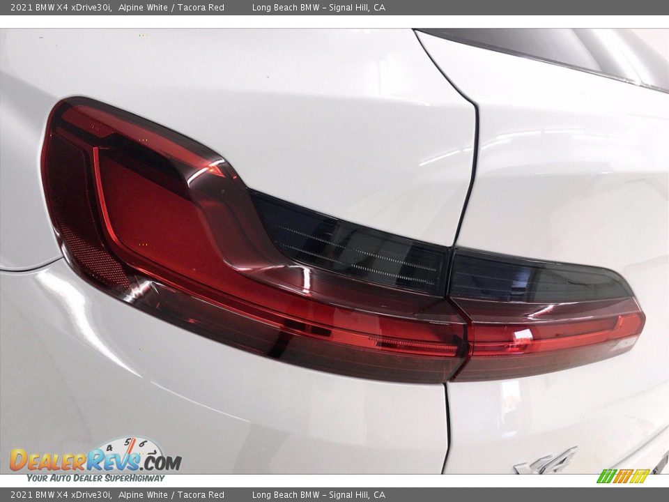 2021 BMW X4 xDrive30i Alpine White / Tacora Red Photo #15