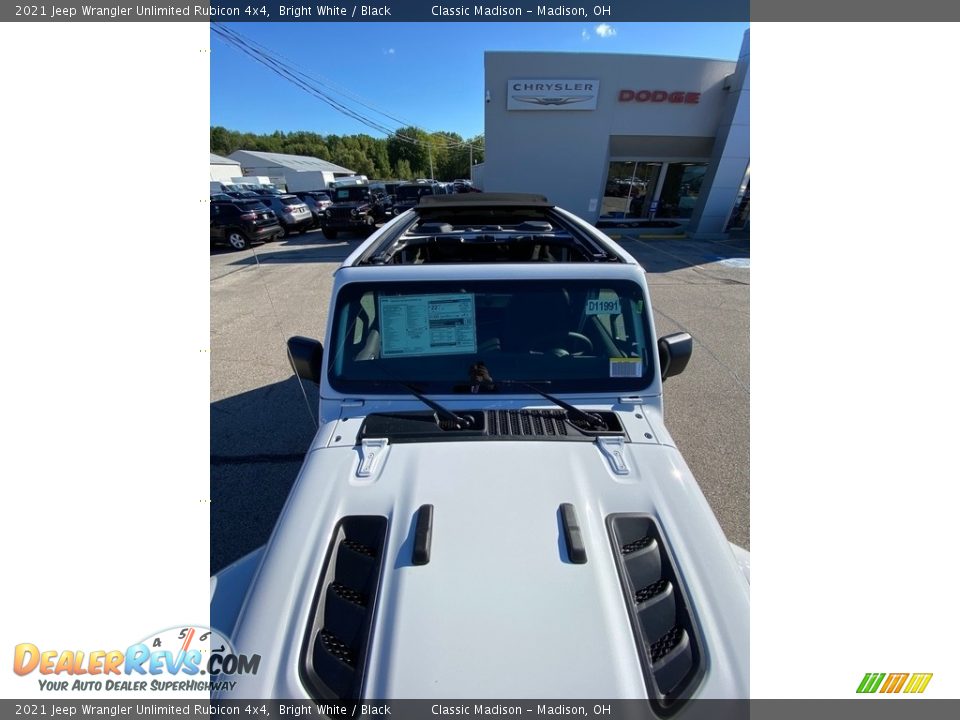 2021 Jeep Wrangler Unlimited Rubicon 4x4 Bright White / Black Photo #8