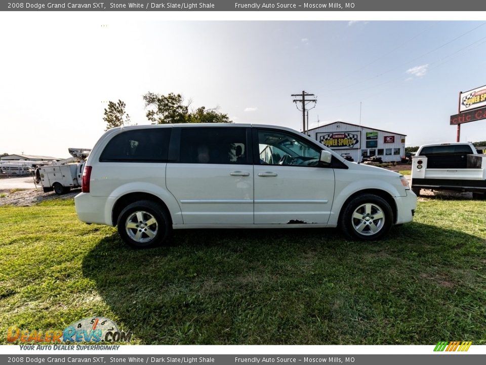 2008 Dodge Grand Caravan SXT Stone White / Dark Slate/Light Shale Photo #3