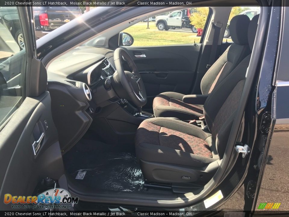 2020 Chevrolet Sonic LT Hatchback Mosaic Black Metallic / Jet Black Photo #2