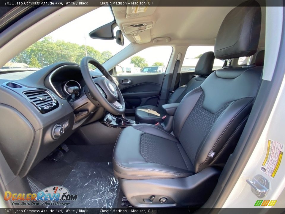 2021 Jeep Compass Altitude 4x4 White / Black Photo #2