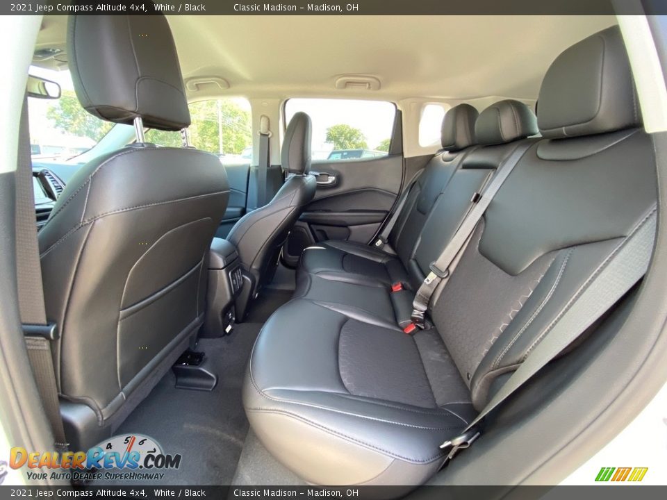2021 Jeep Compass Altitude 4x4 White / Black Photo #3