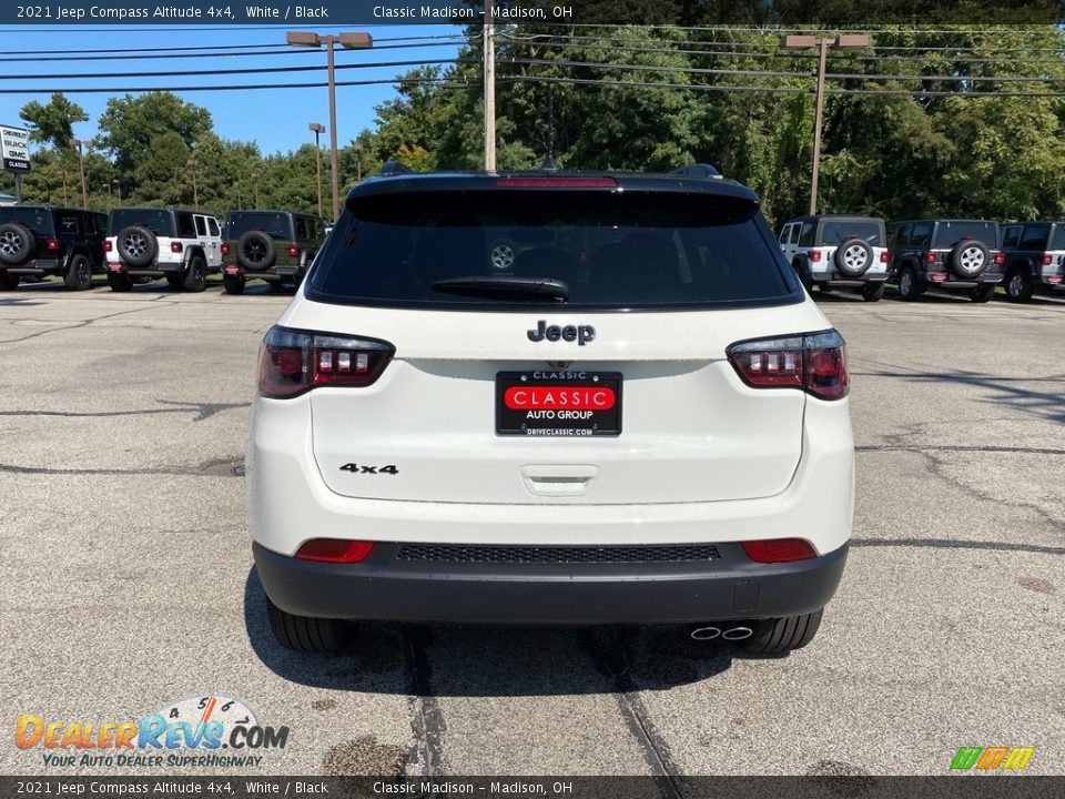 2021 Jeep Compass Altitude 4x4 White / Black Photo #10