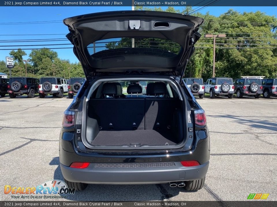 2021 Jeep Compass Limited 4x4 Diamond Black Crystal Pearl / Black Photo #11