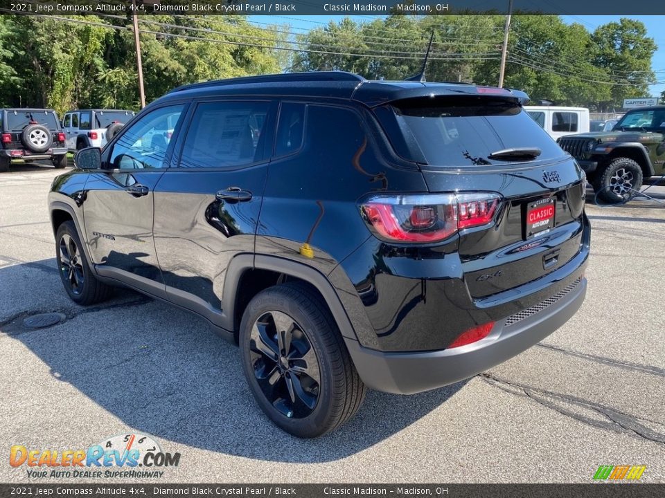 2021 Jeep Compass Altitude 4x4 Diamond Black Crystal Pearl / Black Photo #9