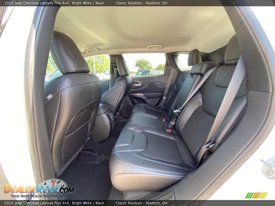 2020 Jeep Cherokee Latitude Plus 4x4 Bright White / Black Photo #3