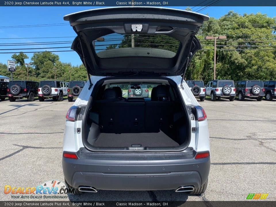 2020 Jeep Cherokee Latitude Plus 4x4 Bright White / Black Photo #11