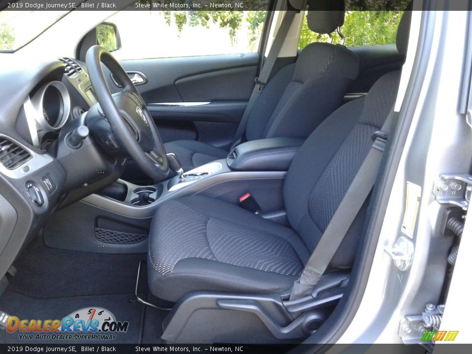 Front Seat of 2019 Dodge Journey SE Photo #10