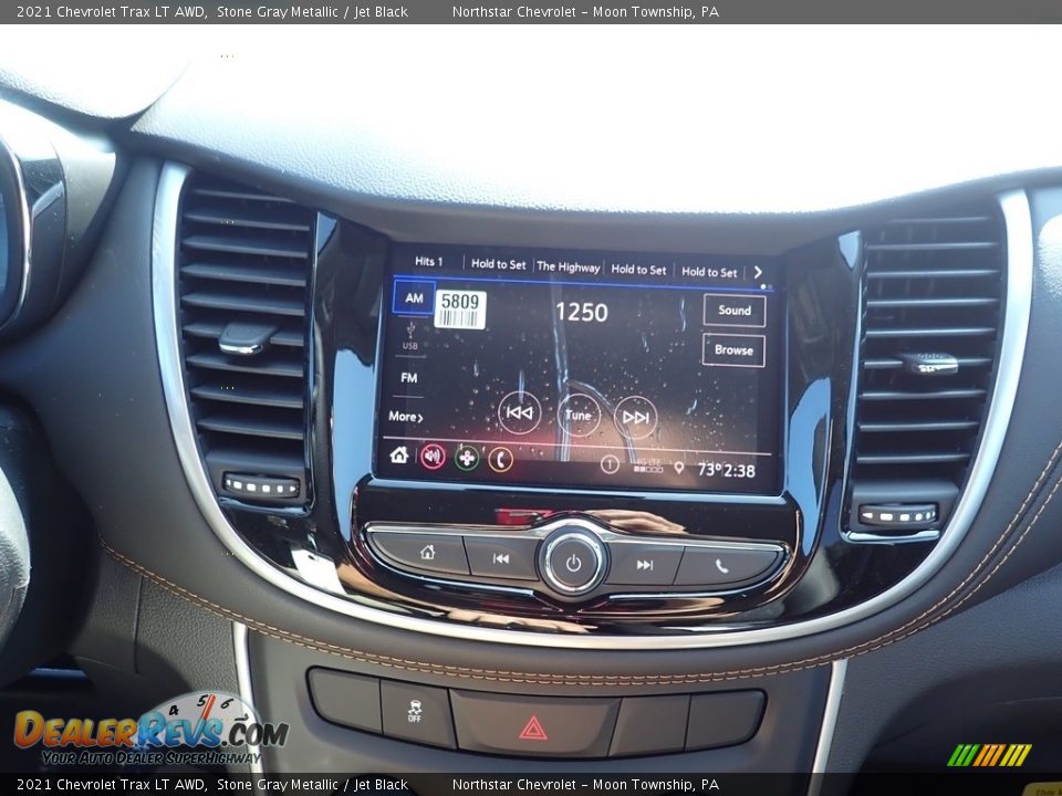 Controls of 2021 Chevrolet Trax LT AWD Photo #16