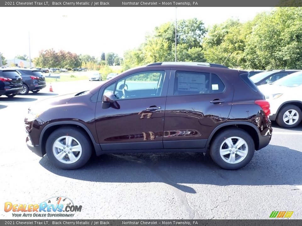 2021 Chevrolet Trax LT Black Cherry Metallic / Jet Black Photo #3