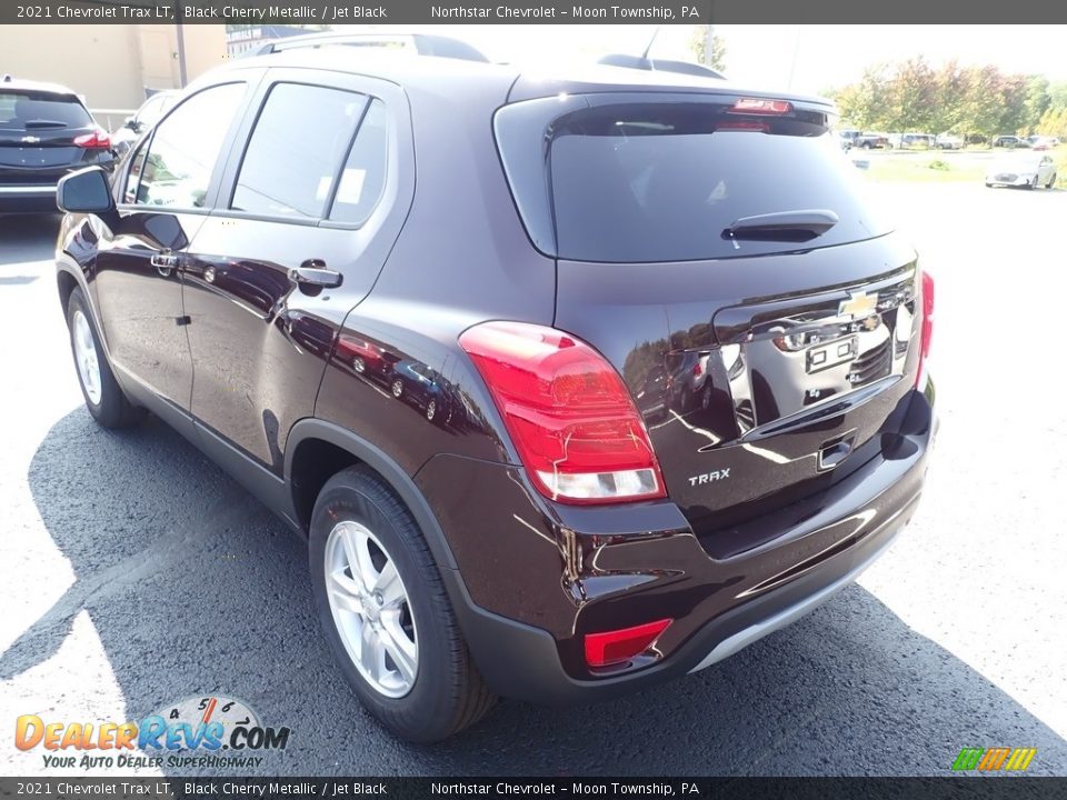 2021 Chevrolet Trax LT Black Cherry Metallic / Jet Black Photo #4