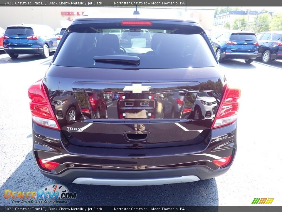 2021 Chevrolet Trax LT Black Cherry Metallic / Jet Black Photo #5