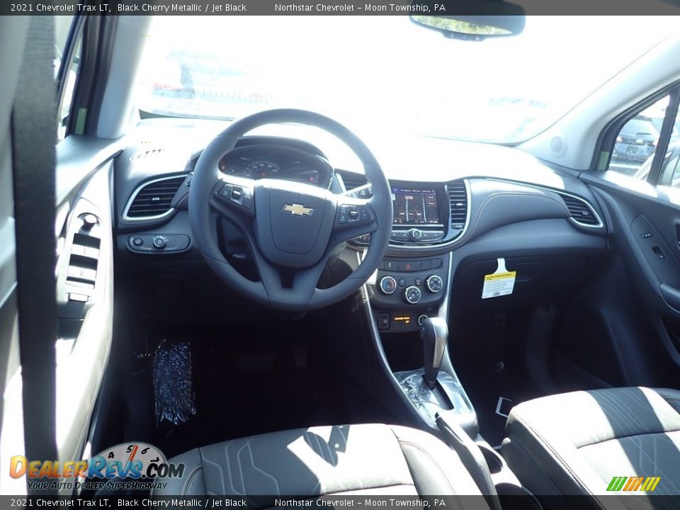 2021 Chevrolet Trax LT Black Cherry Metallic / Jet Black Photo #12