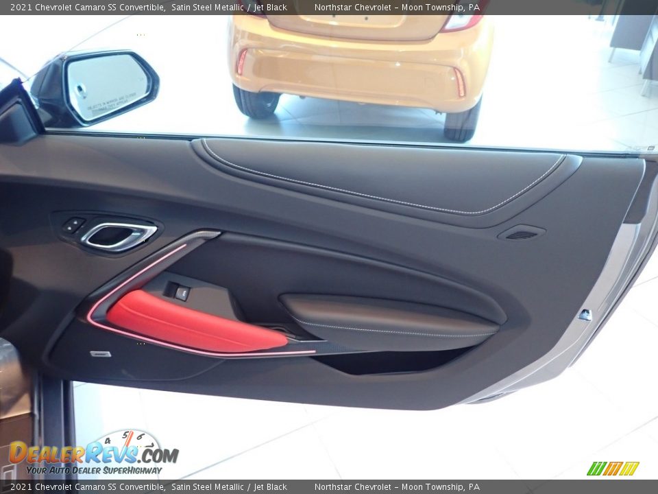 Door Panel of 2021 Chevrolet Camaro SS Convertible Photo #8