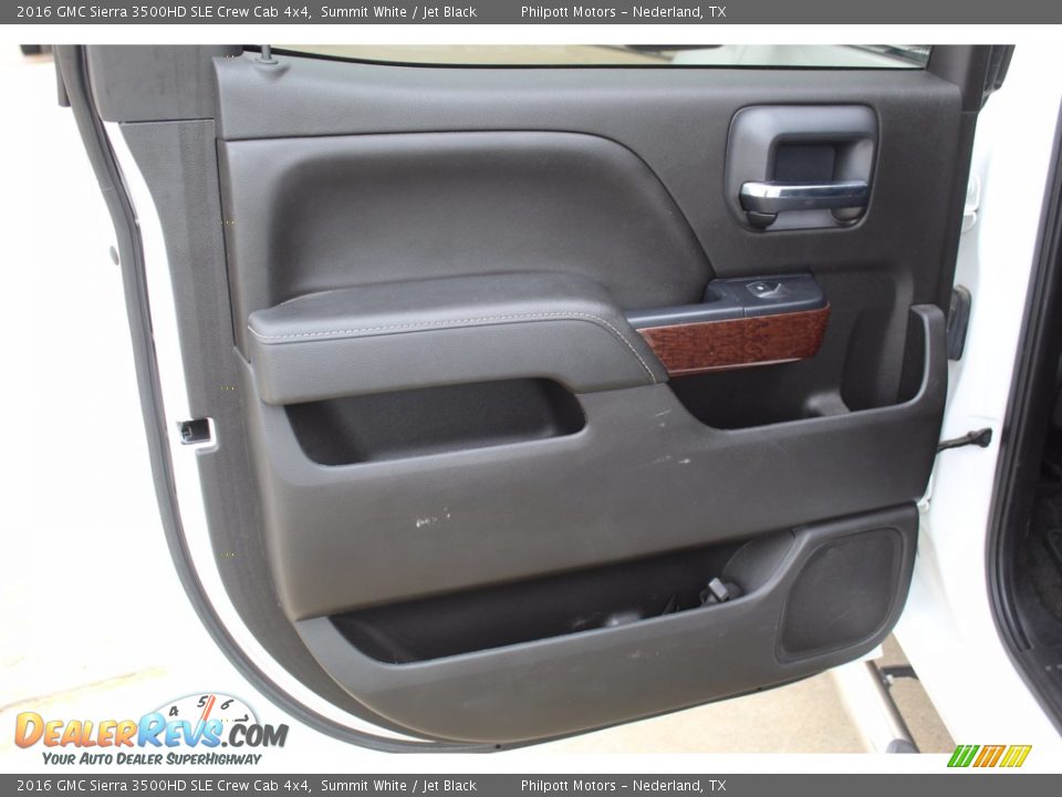 Door Panel of 2016 GMC Sierra 3500HD SLE Crew Cab 4x4 Photo #23