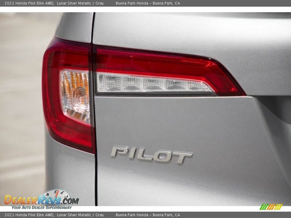 2021 Honda Pilot Elite AWD Lunar Silver Metallic / Gray Photo #6