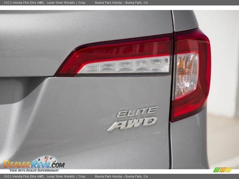 2021 Honda Pilot Elite AWD Lunar Silver Metallic / Gray Photo #7