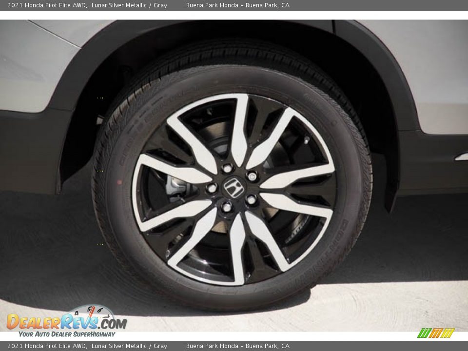 2021 Honda Pilot Elite AWD Lunar Silver Metallic / Gray Photo #10