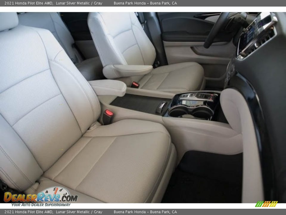 2021 Honda Pilot Elite AWD Lunar Silver Metallic / Gray Photo #35