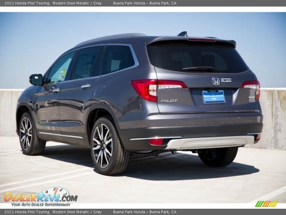 2021 Honda Pilot Touring Modern Steel Metallic / Gray Photo #2