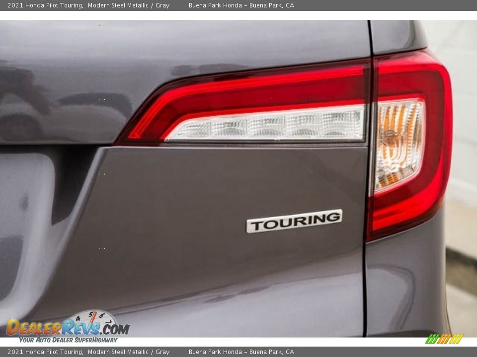 2021 Honda Pilot Touring Modern Steel Metallic / Gray Photo #7
