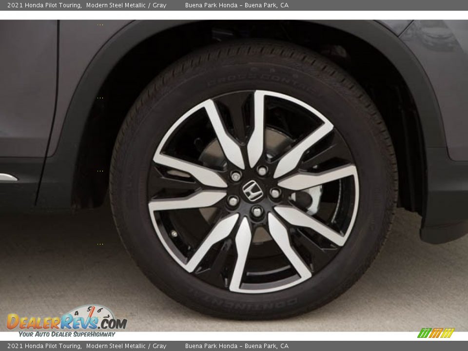 2021 Honda Pilot Touring Modern Steel Metallic / Gray Photo #10