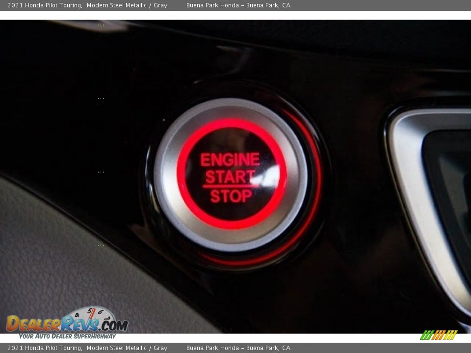 2021 Honda Pilot Touring Modern Steel Metallic / Gray Photo #21