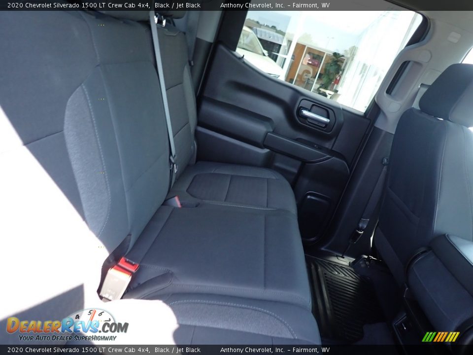 2020 Chevrolet Silverado 1500 LT Crew Cab 4x4 Black / Jet Black Photo #11