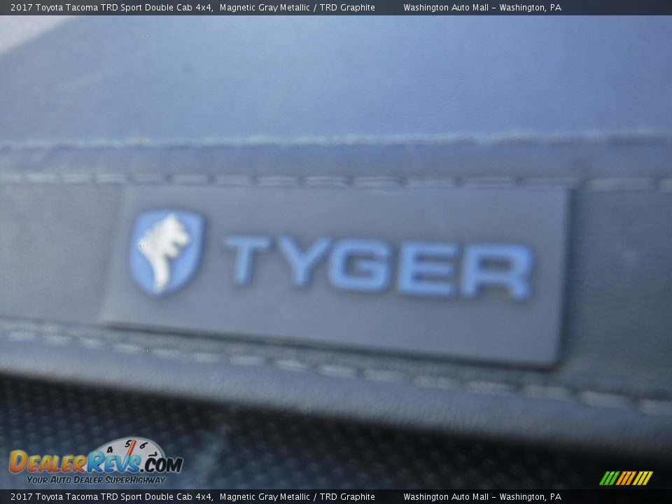 2017 Toyota Tacoma TRD Sport Double Cab 4x4 Magnetic Gray Metallic / TRD Graphite Photo #17