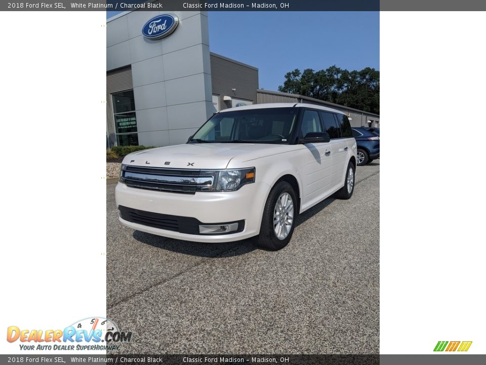 White Platinum 2018 Ford Flex SEL Photo #1