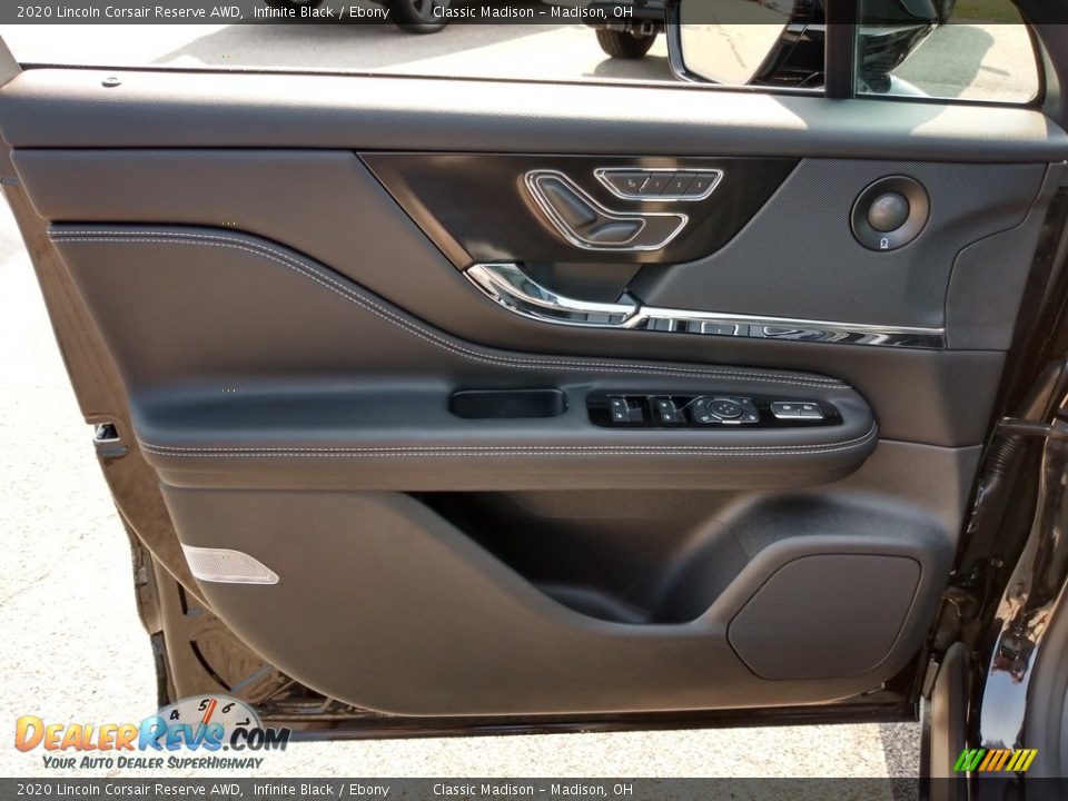 Door Panel of 2020 Lincoln Corsair Reserve AWD Photo #9