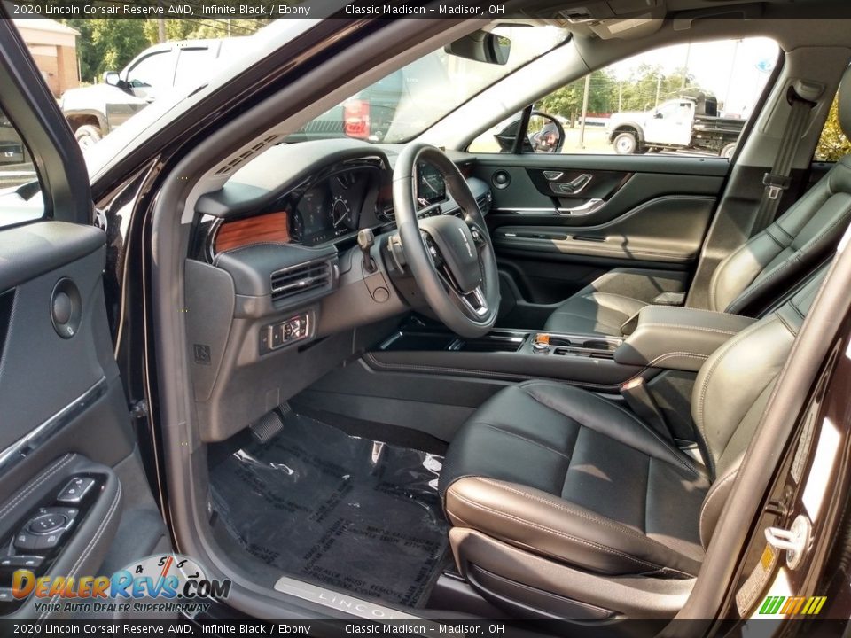 Front Seat of 2020 Lincoln Corsair Reserve AWD Photo #11