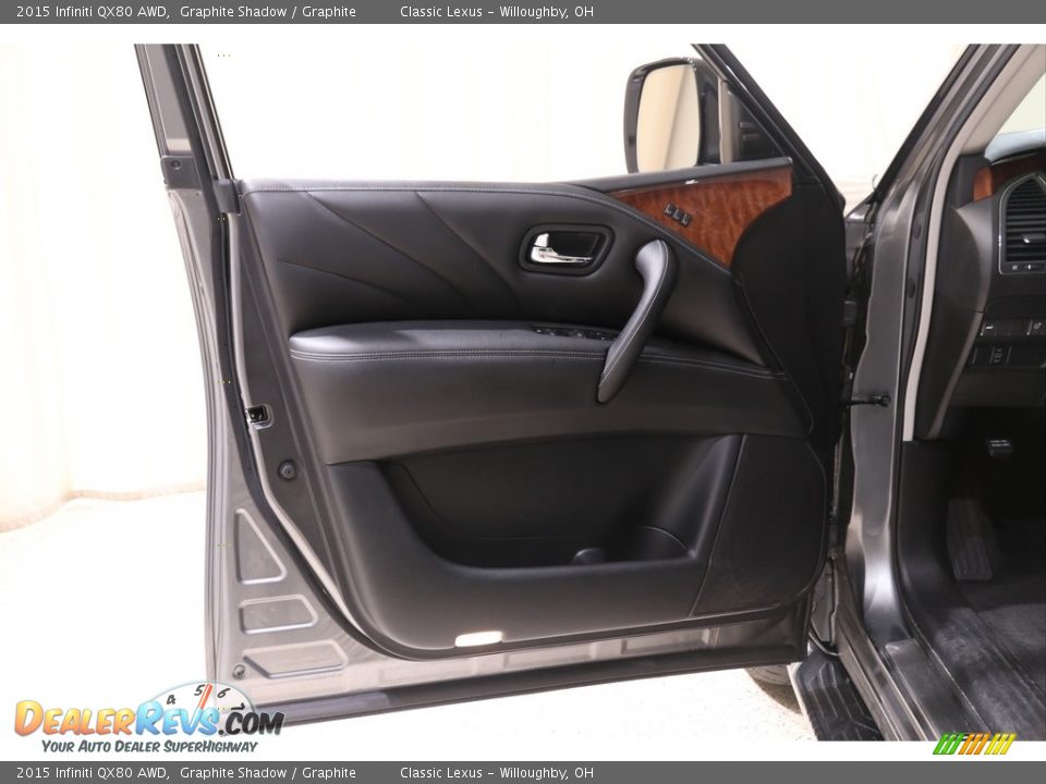 Door Panel of 2015 Infiniti QX80 AWD Photo #4