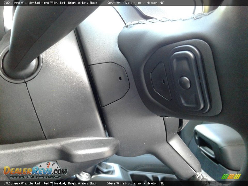 2021 Jeep Wrangler Unlimited Willys 4x4 Bright White / Black Photo #12