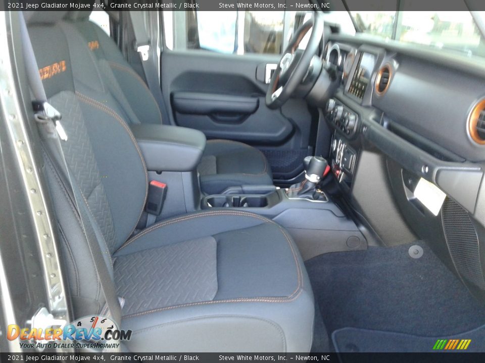 Front Seat of 2021 Jeep Gladiator Mojave 4x4 Photo #17