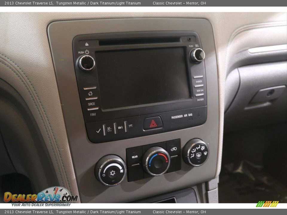 Controls of 2013 Chevrolet Traverse LS Photo #8