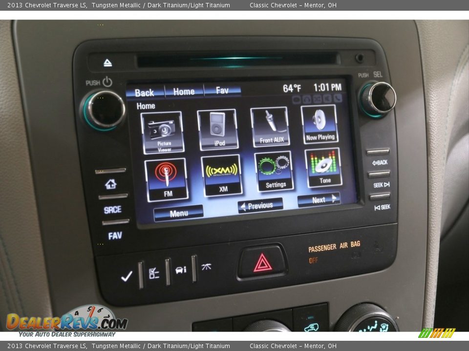 Controls of 2013 Chevrolet Traverse LS Photo #11