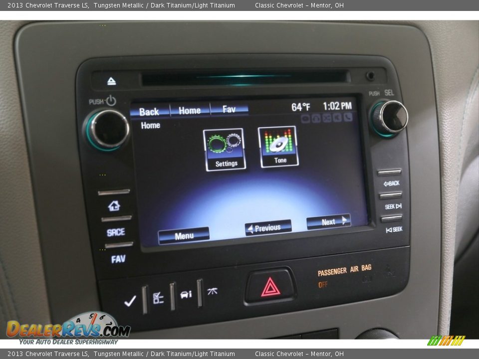Controls of 2013 Chevrolet Traverse LS Photo #12