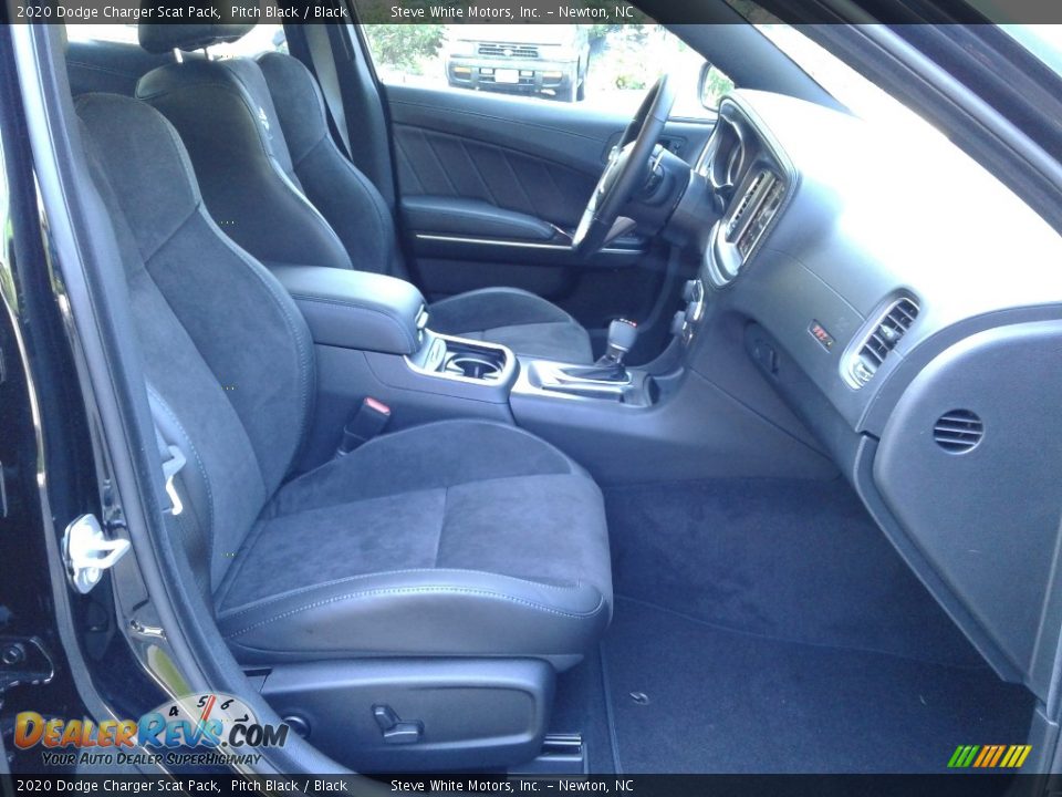 2020 Dodge Charger Scat Pack Pitch Black / Black Photo #17