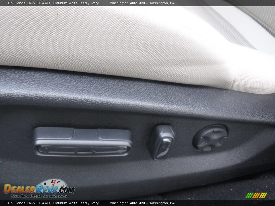 2019 Honda CR-V EX AWD Platinum White Pearl / Ivory Photo #17