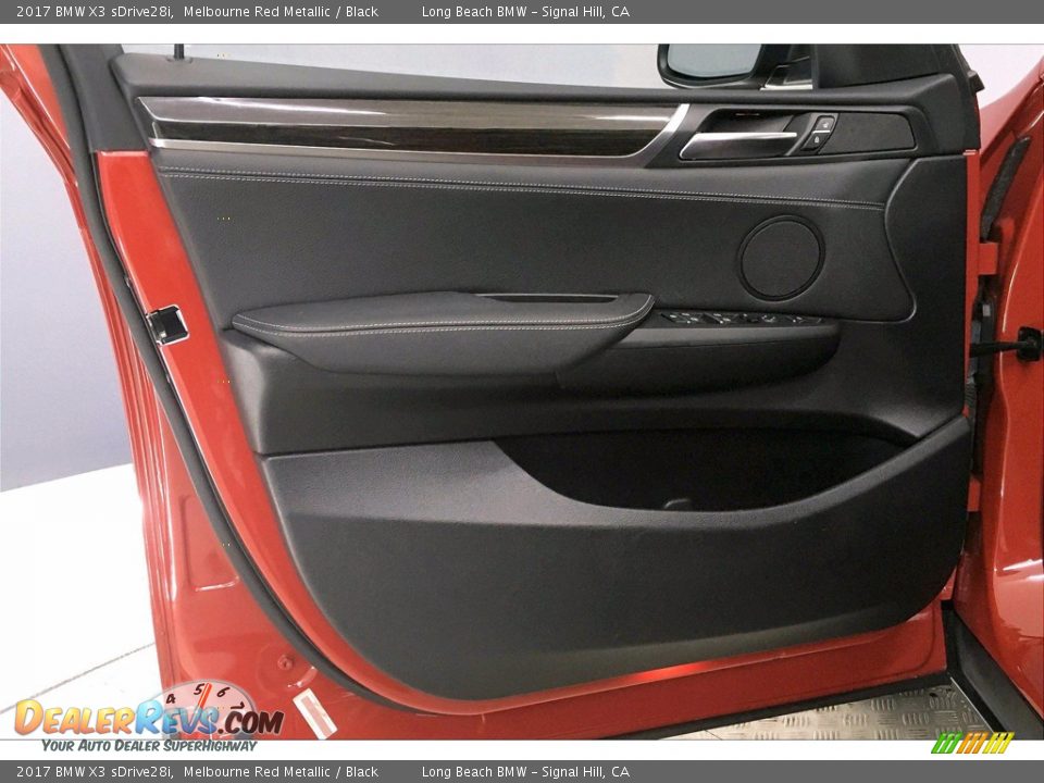 Door Panel of 2017 BMW X3 sDrive28i Photo #23