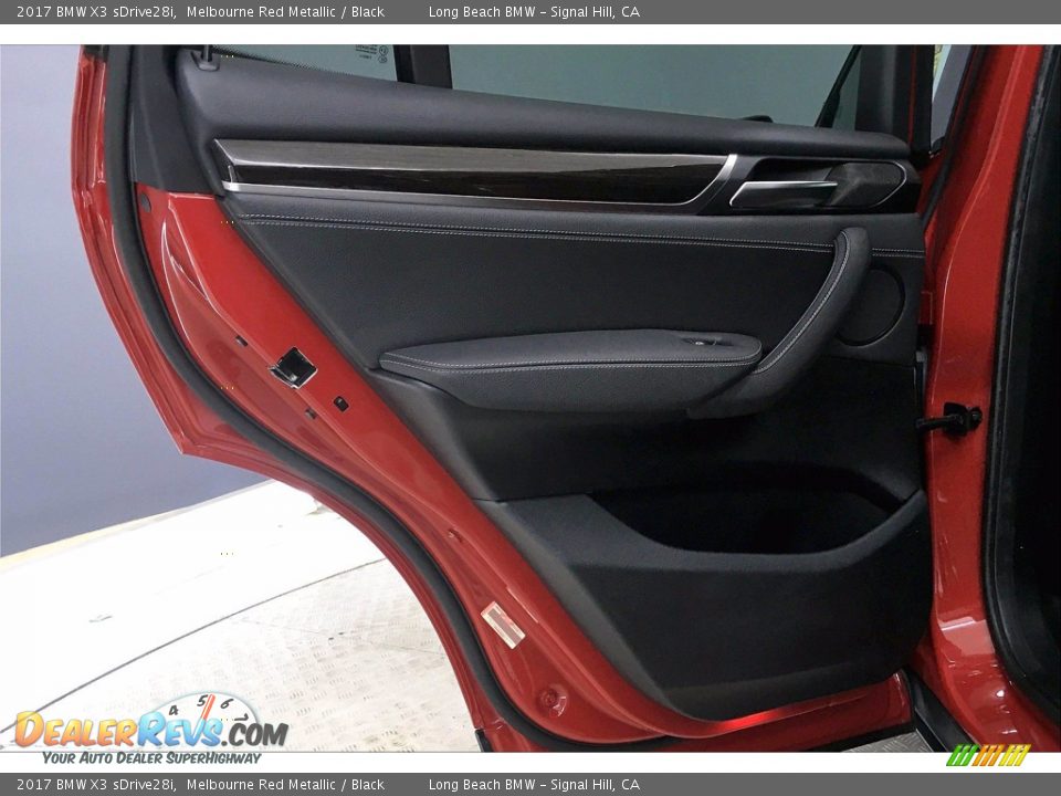 Door Panel of 2017 BMW X3 sDrive28i Photo #25