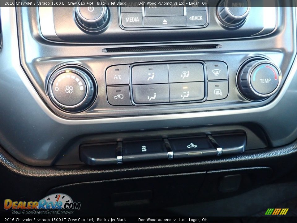 Controls of 2016 Chevrolet Silverado 1500 LT Crew Cab 4x4 Photo #26