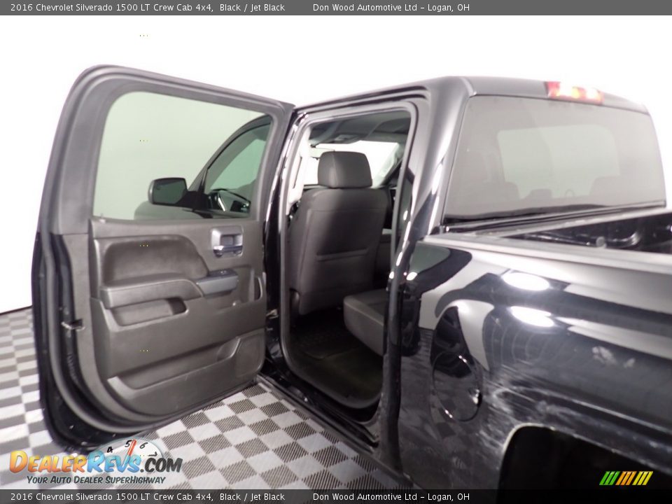 2016 Chevrolet Silverado 1500 LT Crew Cab 4x4 Black / Jet Black Photo #30