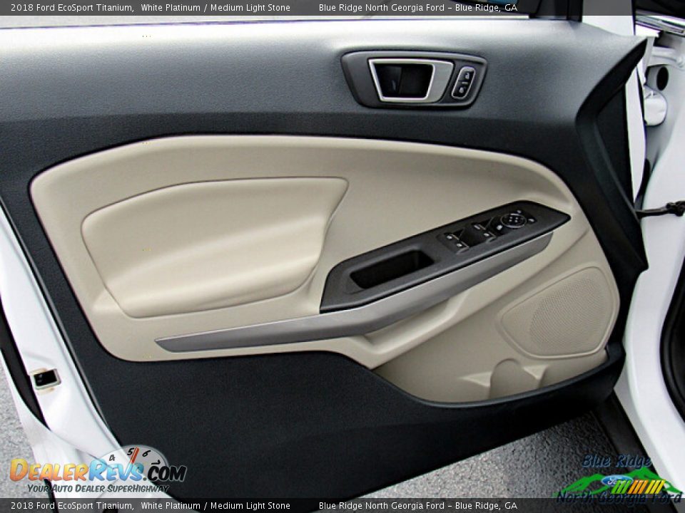 Door Panel of 2018 Ford EcoSport Titanium Photo #10