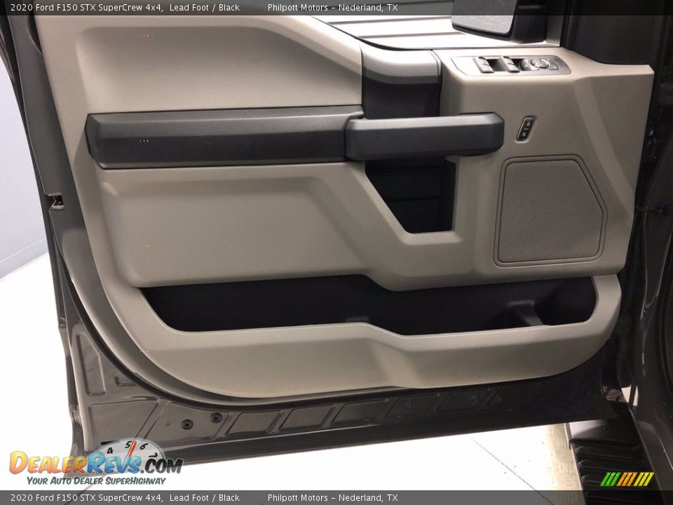 Door Panel of 2020 Ford F150 STX SuperCrew 4x4 Photo #26