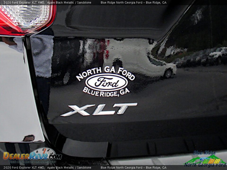 2020 Ford Explorer XLT 4WD Agate Black Metallic / Sandstone Photo #32
