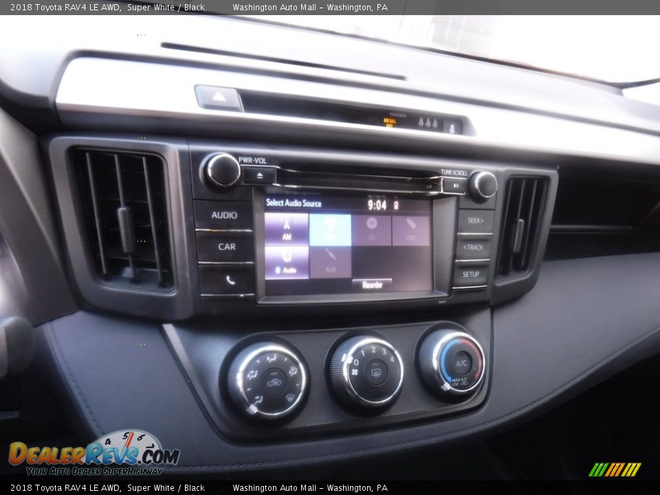 2018 Toyota RAV4 LE AWD Super White / Black Photo #3