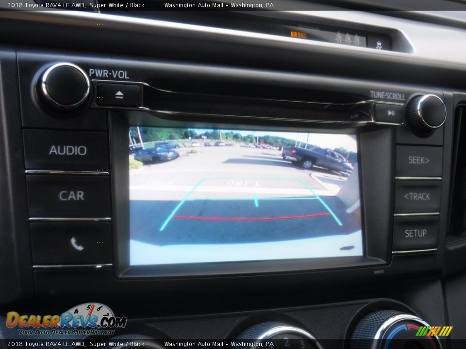2018 Toyota RAV4 LE AWD Super White / Black Photo #6