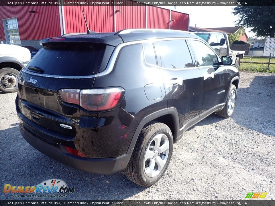 2021 Jeep Compass Latitude 4x4 Diamond Black Crystal Pearl / Black Photo #6